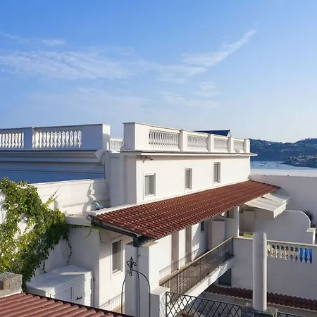 Holiday home Parco Del Generale Forio (Isola d'Ischia)